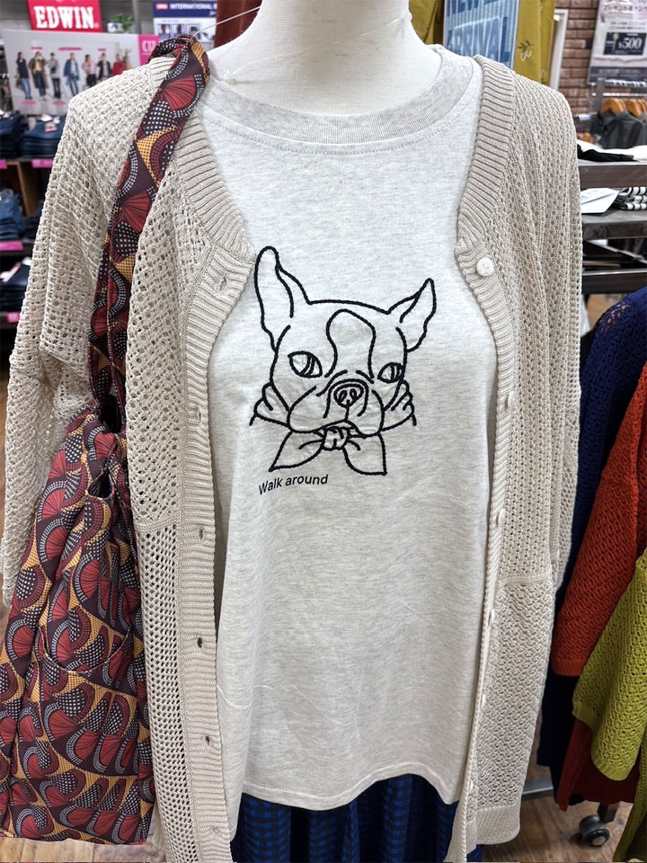 犬のTシャツ