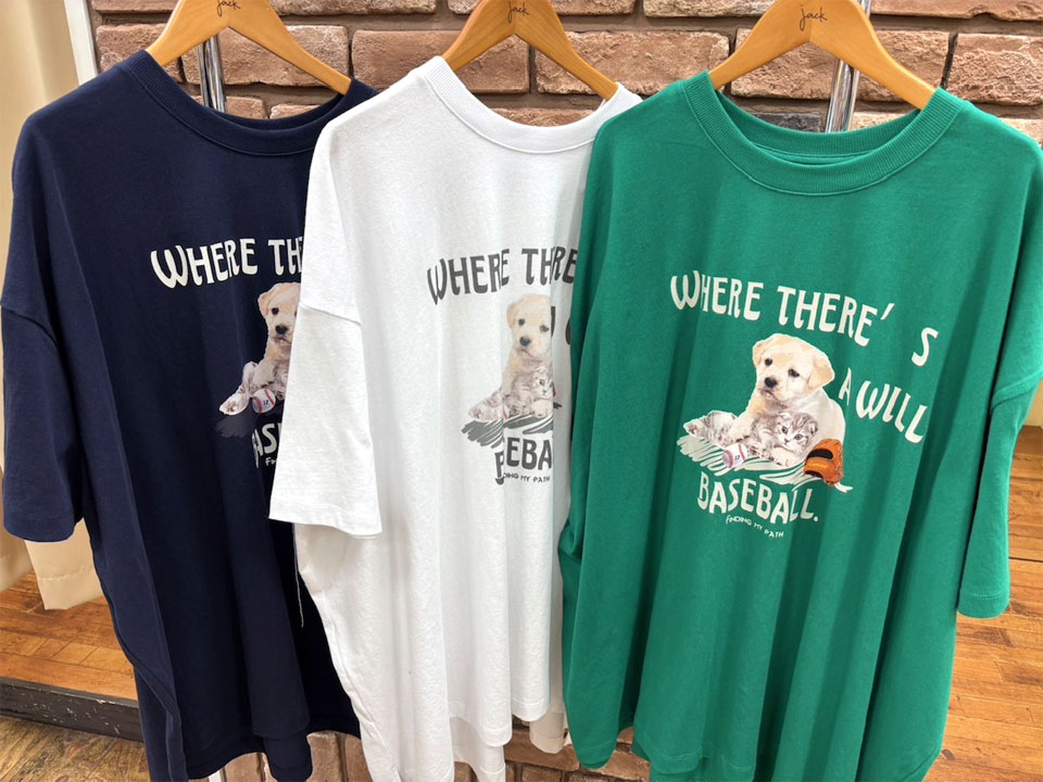 犬のTシャツ